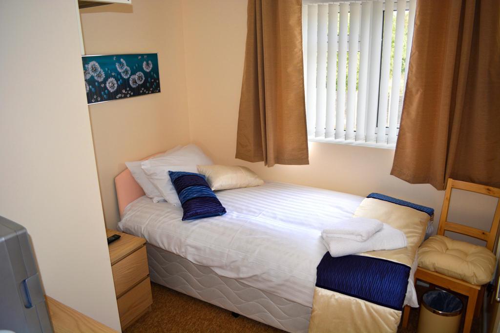 Winston Guesthouse Μπίσεστερ Εξωτερικό φωτογραφία